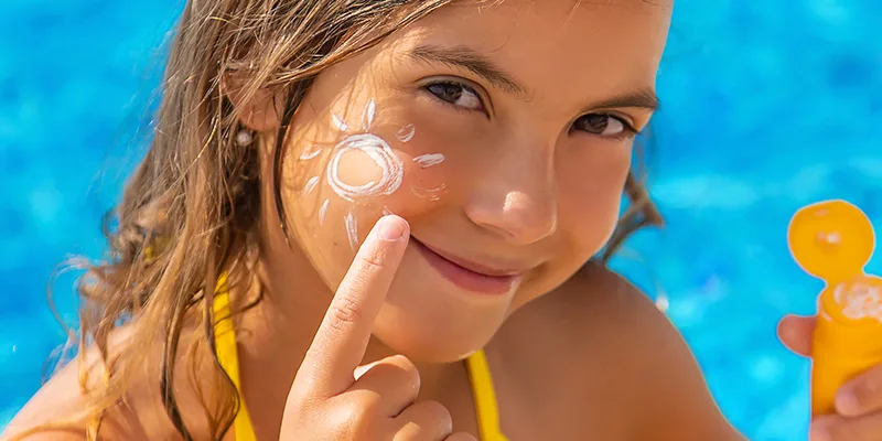 cuidado de los niños al sol